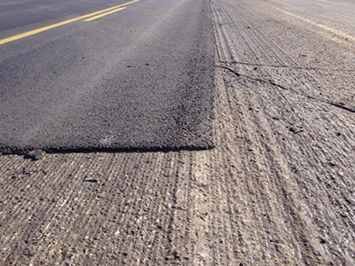 Asphalt Pavement Evaluation and Management Plan - Gale Associates
