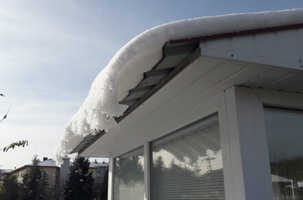 News Measuring Roof Snow Loads