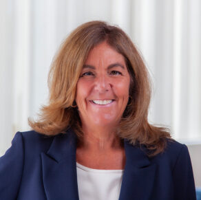 Lisa Donahue