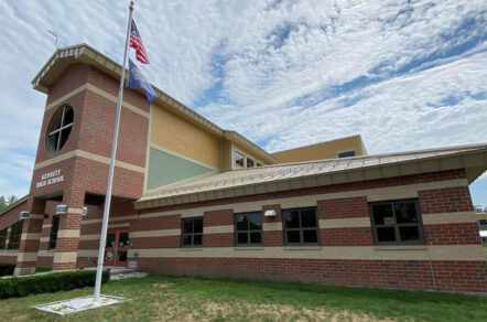 Kennett Hs Windows 01