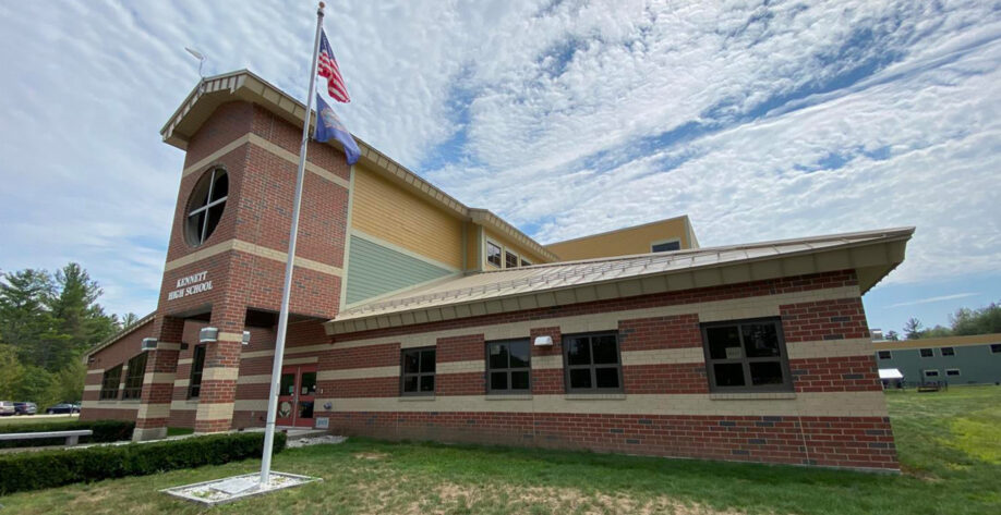 Kennett Hs Windows 01